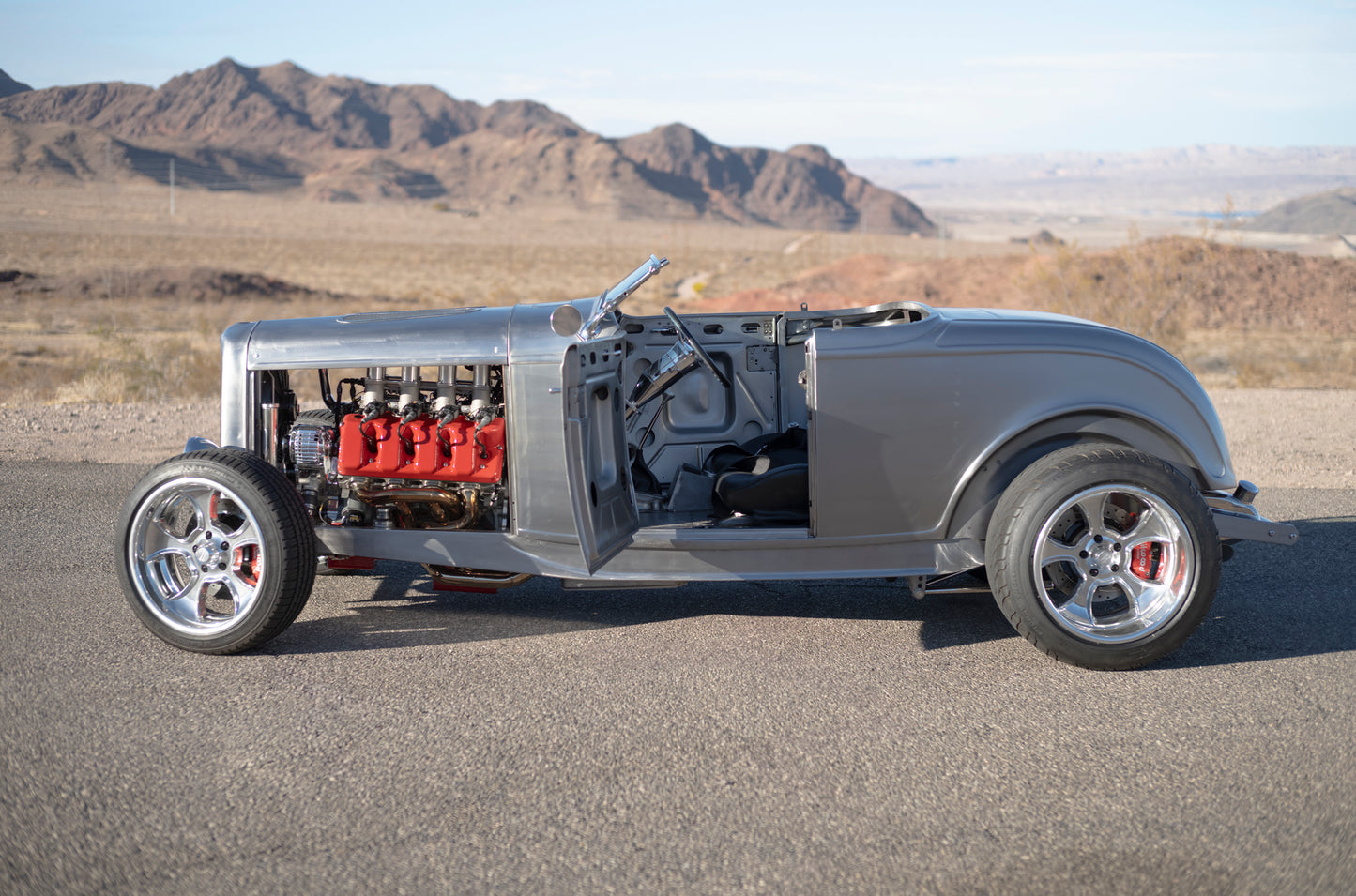 Kaase 520-Powered '32 Ford Roadster Highboy